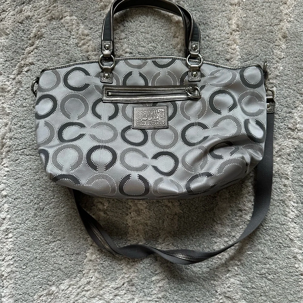 COACH Daisy D Satchel Bag Purse 28290E